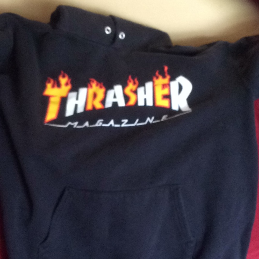 THRASHER pullover hoodie (women size)